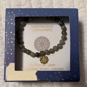 Gratitude Grey Labradorite Bracelet
